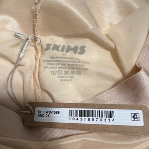 NWT SKIMS Barely There Low Back Short, Size 2X in Sand